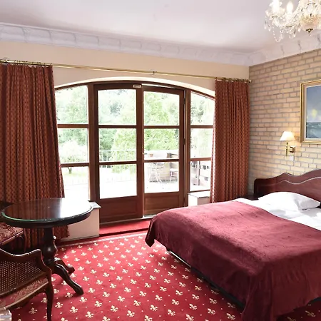 Amerika 4* ホーブロー