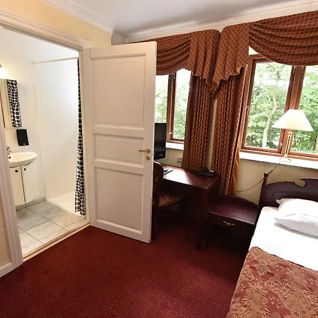 Amerika Hotel 4*