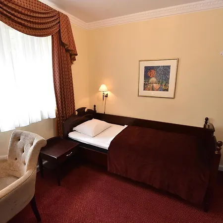 Amerika Hotell 4*